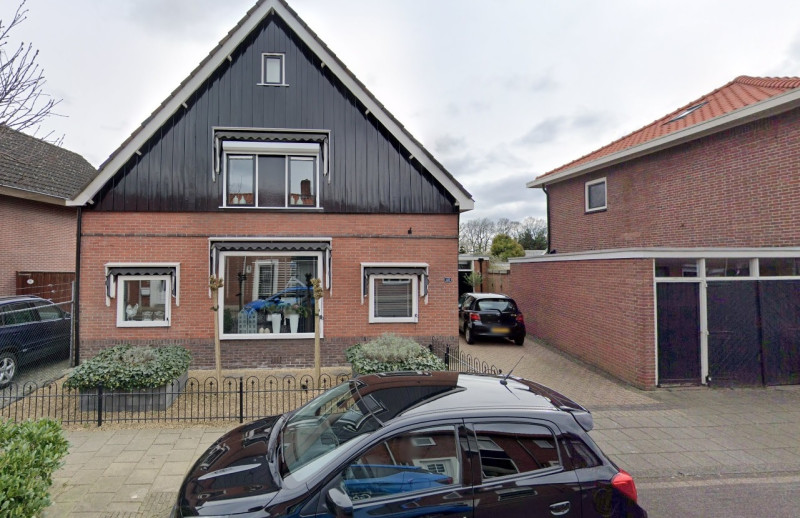Bremstraat 40 woning bouwjaar 1928 foto 2022.jpg