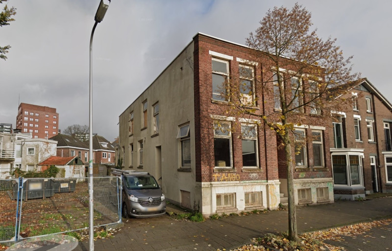 Brinkstraat 95-97 woning bouwjaar 1914 foto 2021.jpg