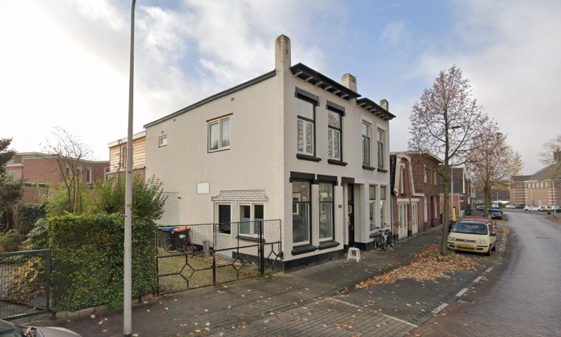 Brinkstraat 120-122 bouwjaar 1912 foto 2021.jpg