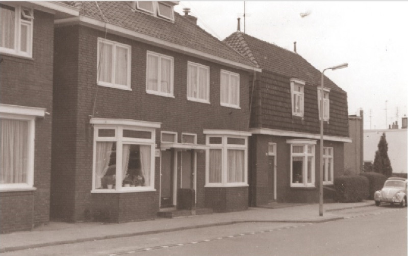 Brinkstraat 136-138 foto 1967.jpg