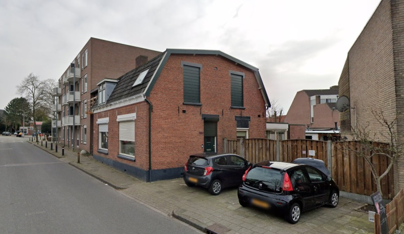 Brinkstraat 300-302 pand bouwjaar 1910 foto 2022.jpg