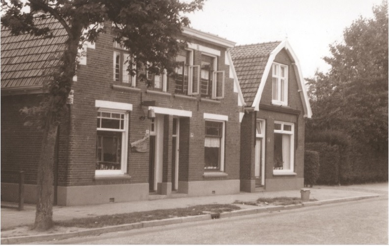 Broekheurnerweg 44-46 bouwjaar 1914 woning foto 1967.jpg