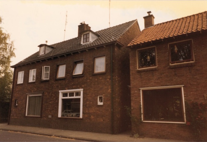 Broekheurnerweg 47-49 woning 1980.jpg
