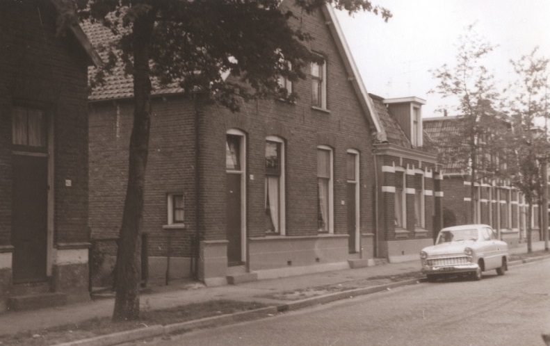 Broekheurnerweg 56-58-60 woning 1967.jpg