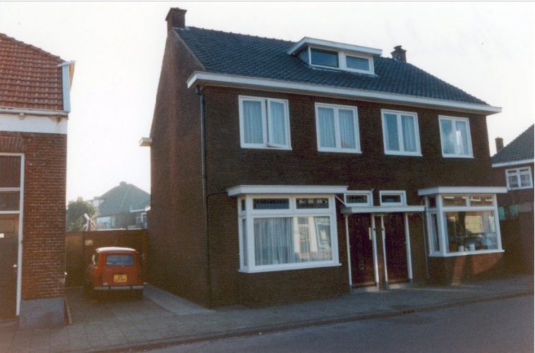 Broekheurnerweg 91-93 woning 1991.jpg