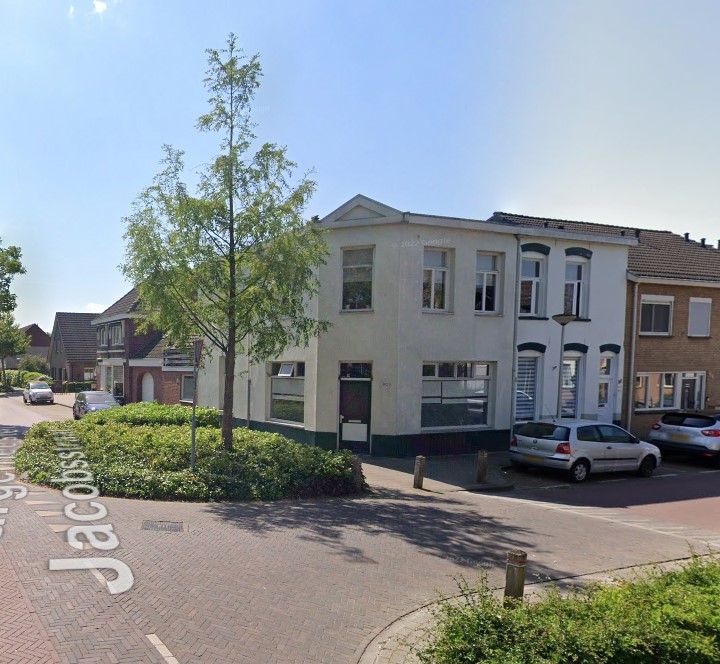 Weth. Elhorstraat, hoek. Burg. Jacobsstraat.jpg