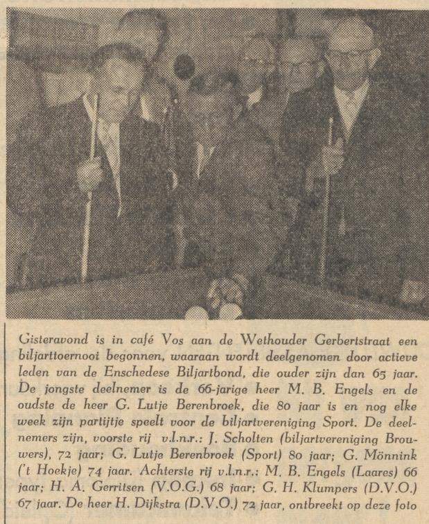 Wethouder Gerbertstraat 6 cafe Vos krantenfoto Tubantia 20-6-1961.jpg