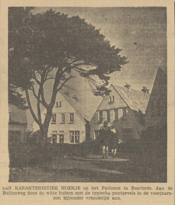 Buitenweg 25-27 krantenfoto Tubantia 30-4-1949.jpg