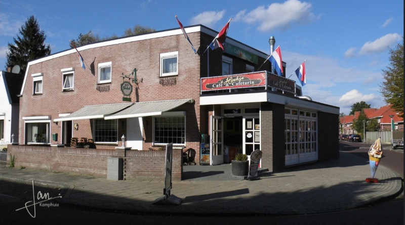 Bultsweg 192-194 cafetaria 't Hoekje 19-10-2014.jpg