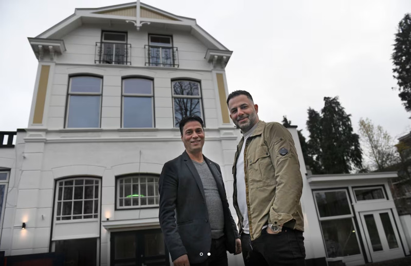Parkweg 37-39 Hotel Rodenbach Sofien Oueslati (l) wordt de bedrijfsleider van Amelie. Naast hem Raffi Mousa 2025.jpg