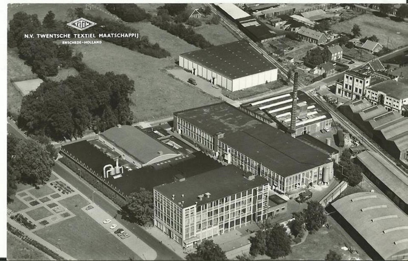 Hulsmaatweg 35 luchtfoto Tetem Twentsche Textielmaatschappij.jpg