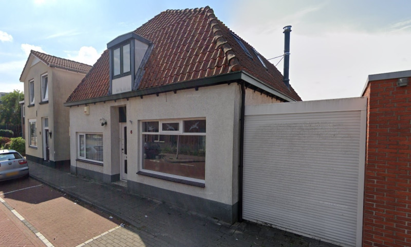 Burgemeester Jacobsstraat 6 woning bouwjaar 1911 foto 2021.jpg
