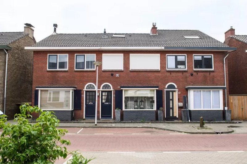Burgemeester Jacobsstraat 42-44-46.jpg