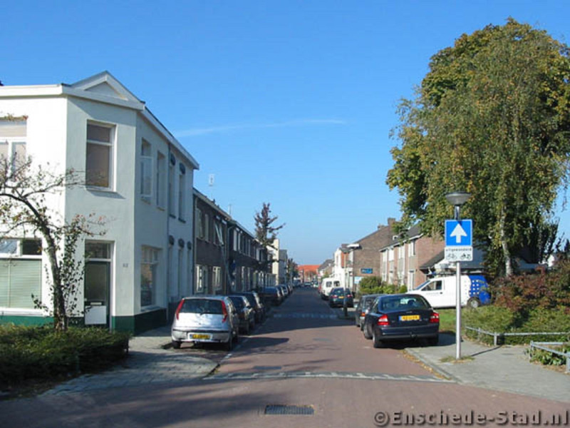 Burgemeester Jacobsstraat 58 hoek Wethouder Elhorststraat De Braker.jpg