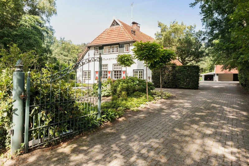 Buurserstraat 550.jpg