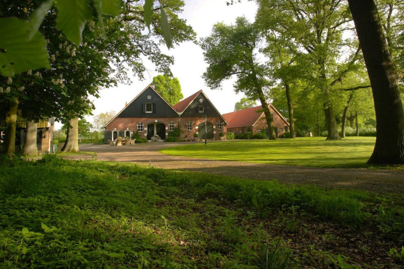 Buurserstraat 650 boerderij.jpg