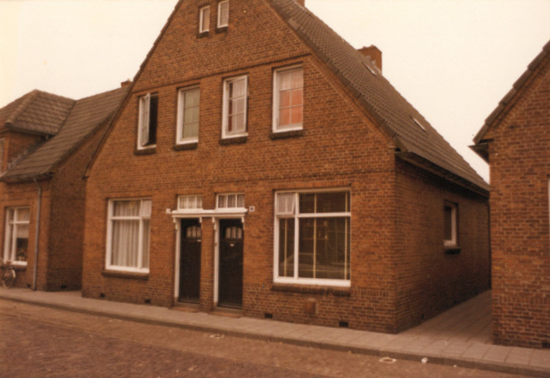 Calicotstraat 30-32 woning 1977.jpeg