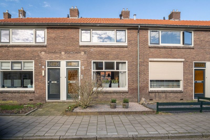 Ceramstraat 17-19-21 woningen bouwjaar 1930.jpg