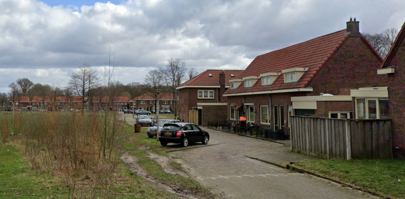 Christiaan de Wetstraat 11-13-15-17 vanaf Cronjestraat foto 2021.jpg