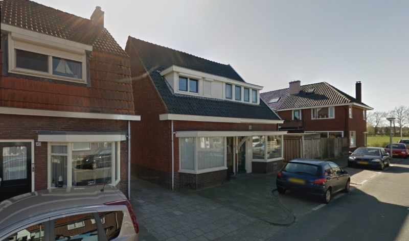 Cornelis Houtmanstraat 45-47 hoek Willem Barendszstraat.jpg