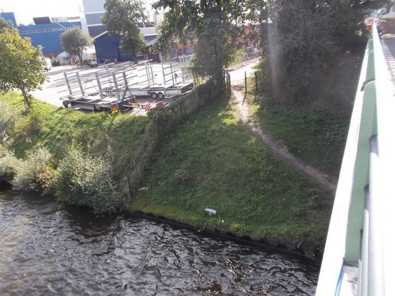 Twentekanaal vanaf Lonnekerbrug (4).JPG