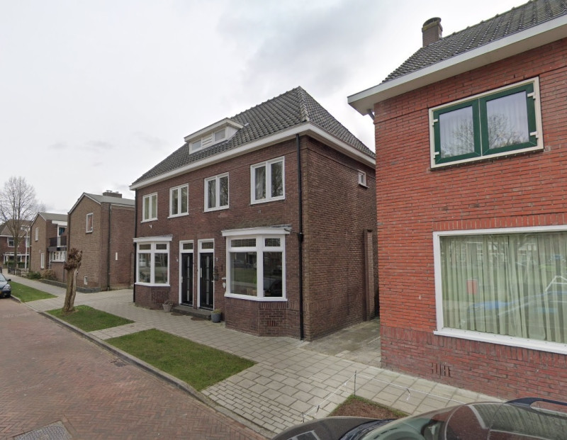 Crocusstraat 6-8 woningen bouwjaar 1934 foto 2022.jpg