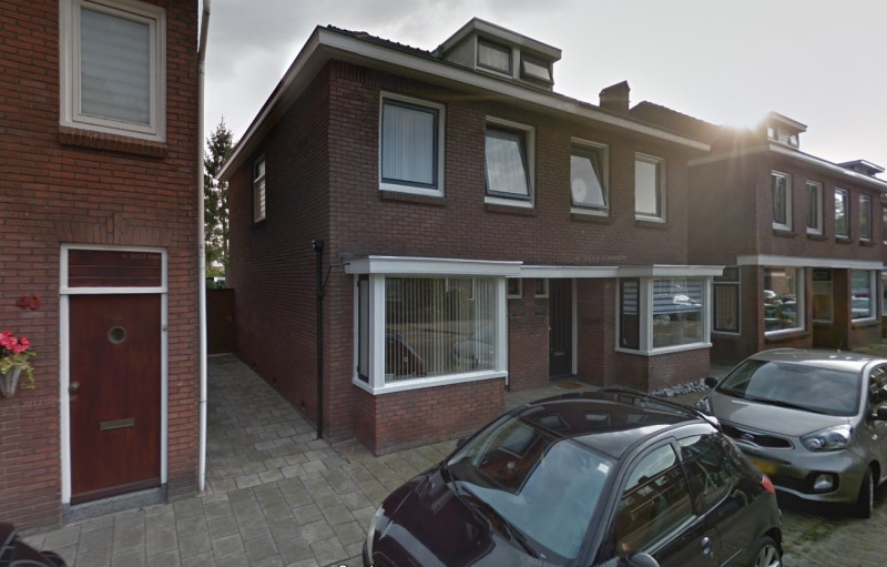 Crocusstraat 36-38 woningen bouwjaar 1936 foto 2017.jpg