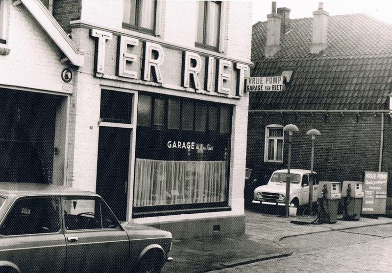 Daalweg 56 Garage ter Riet eerder garage P. Roskamp.jpg