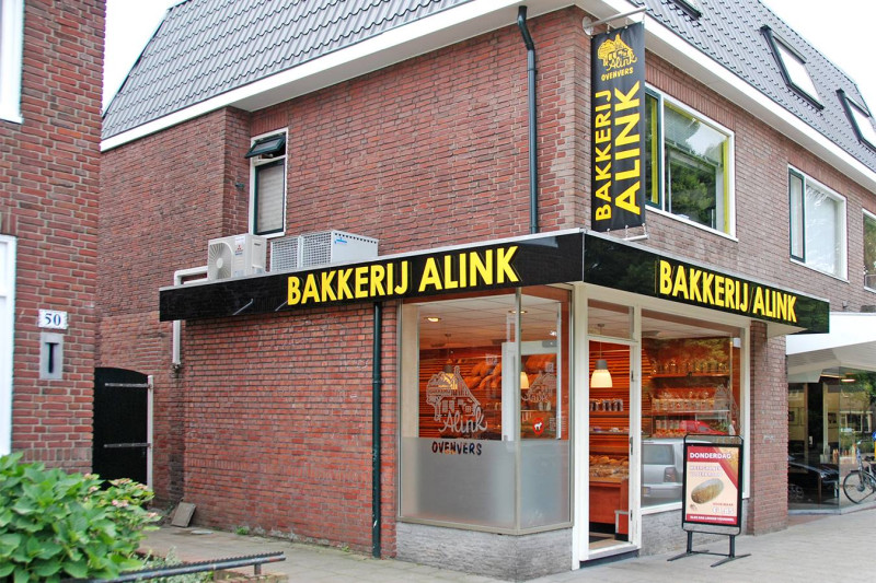 Daalweg 48 bakkerij Alink eerder bakker Bush nog eerder slager Beckers Iliohan en Ter Mors.jpg