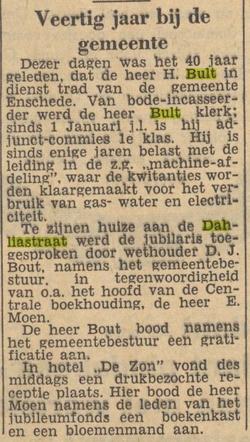 Dahliastraat 34 H. Bult bode-incasserder krantenbericht Tubantia 2-11-1955.jpg