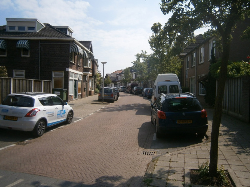 De Vluchtestraat 37 links vanaf Borgerstraat.JPG