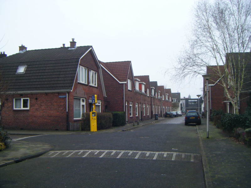 Delistraat 22 hoek Medanstraat woningen 2015.jpg