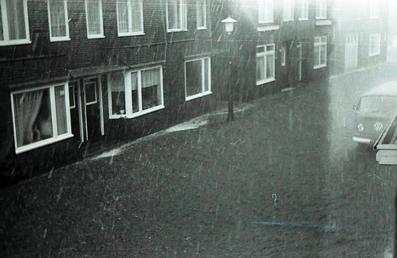 Delistraat 54-56-58-60 wateroverlast..jpg