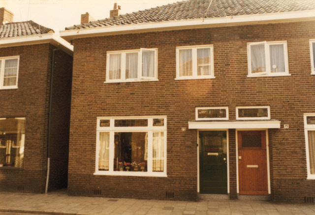 Delistraat 73-75 woningen 1977.jpeg