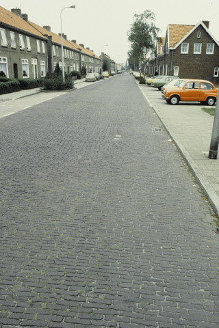 Dennenweg 80 rechts voor renovatie 1995.jpeg
