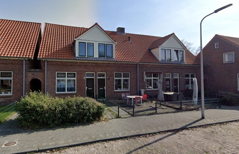 Dennenweg 96-98-100-102 woningen 1918 foto 2022.jpg