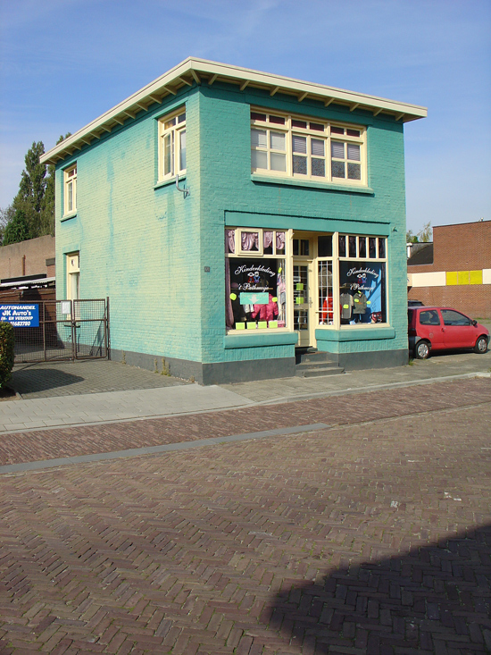 dennenweg 171 vroeger winkel groenteboer Folkner foto 2008.jpg