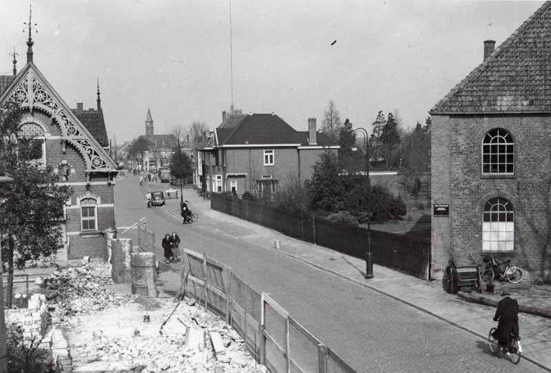Deurningerstraat 3,5 en 7 links zijn net gesloopt.jpg