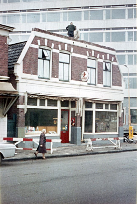 Deurningerstraat 49-51 sloop jaren 70.jpg