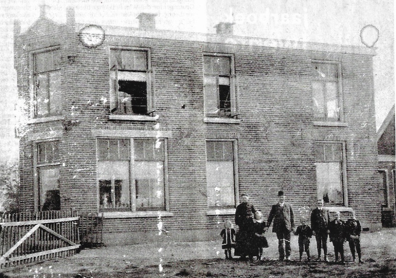 Deurningerstraat 123-125 pand Heeregrave schildersbedrijf.jpg
