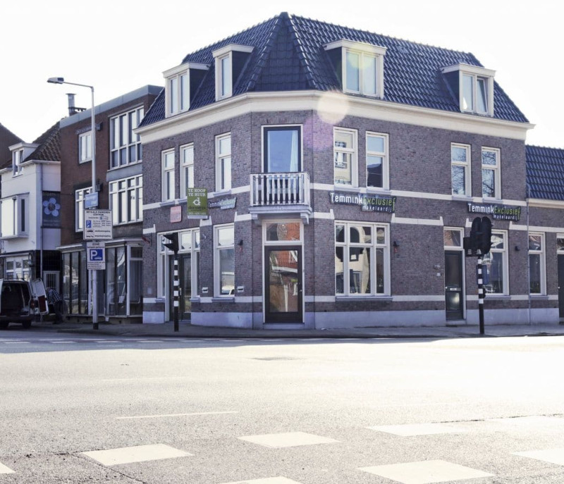 Deurningerstraat 123-125 hoek Boddenkampsingel.jpg