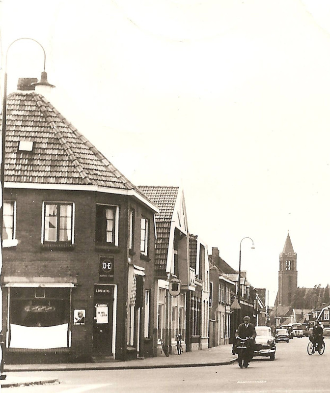 Deurningerstraat 135-137 hoek Boddenkampsingel.jpg