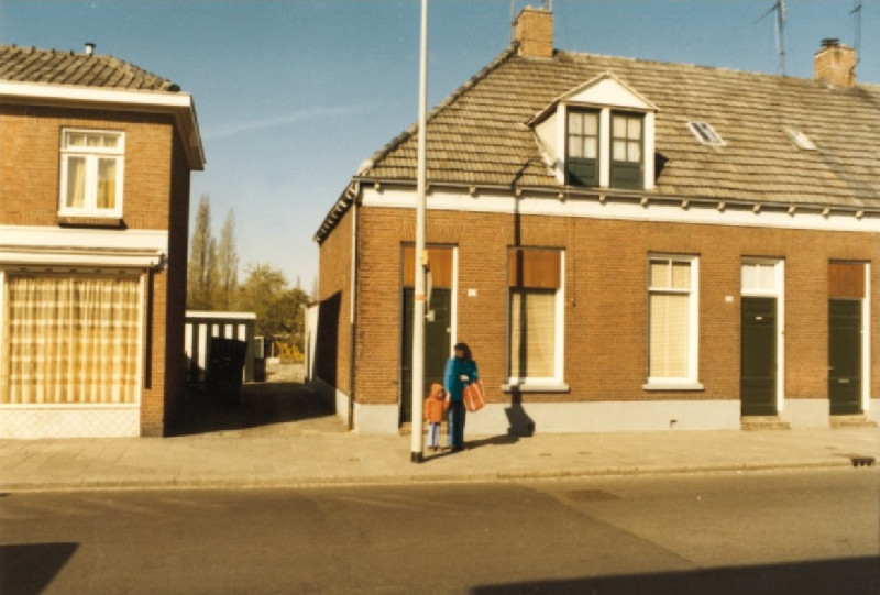 Deurningerstraat 157-159 foto 1977.jpg