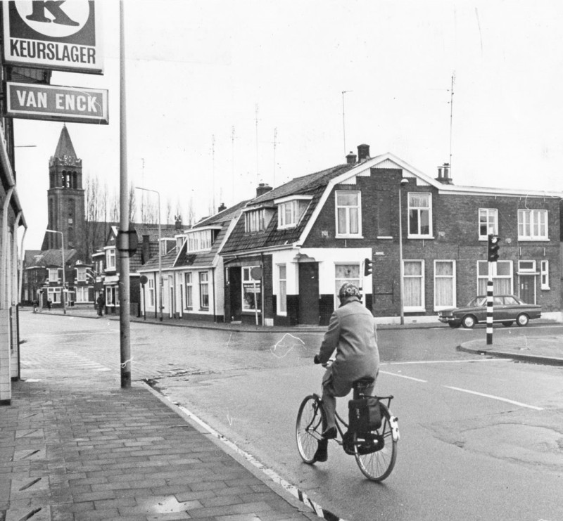 Deurningerstraat 184-198 vanaf Roomweg rechts.jpg