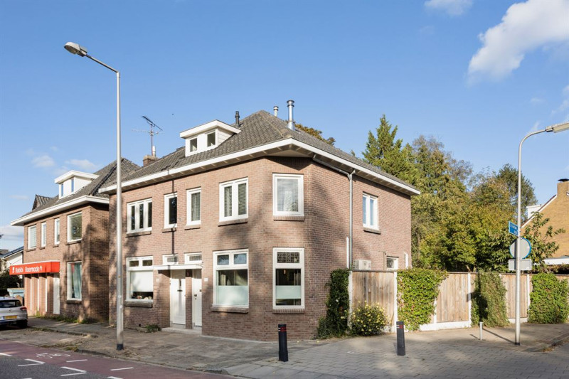 Deurningerstraat 298-300-302.jpg