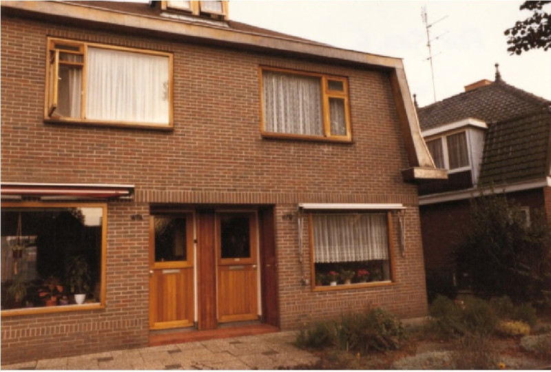 Deurningerstraat 472-474 foto 1980.jpg