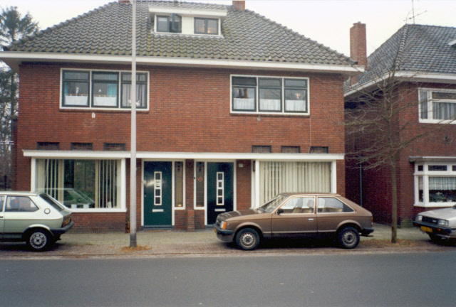 Dorpsstraat 25-27 woningen bouwjaar 1936.jpeg