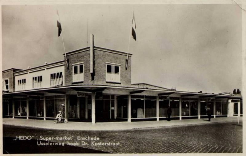 Usselerweg 42-48 hoek Dr. Kosterstraat HEDO Fa. Heddendorp 1956.jpg