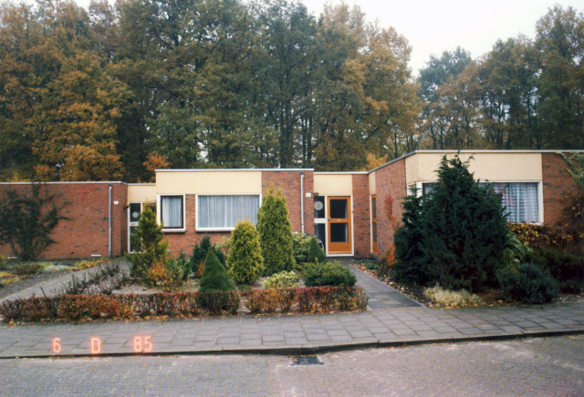 Dorpsstraat 189-191 woningen. Eerder locatie boerderij Vorgers.jpeg