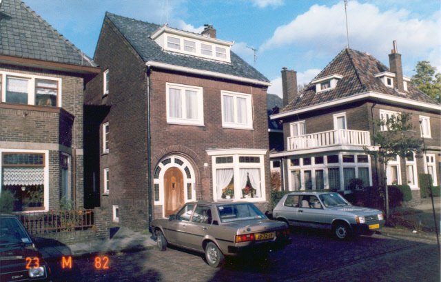 Dr. Benthemstraat 49 woningen 1982.jpeg